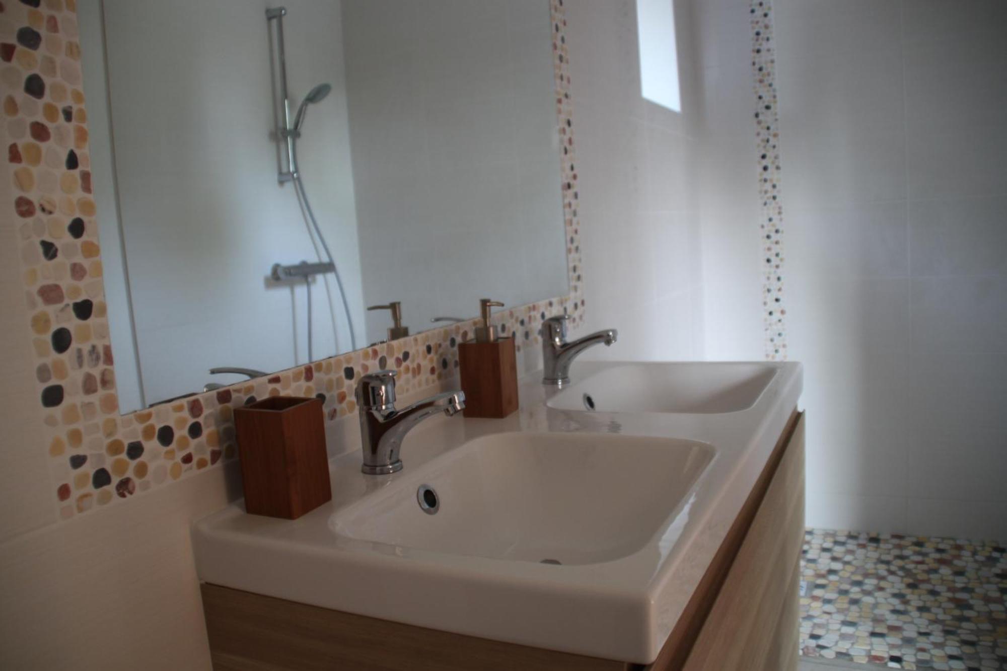 Bed & Breakfast - Maison De Marie Messimy-sur-Saone Zewnętrze zdjęcie