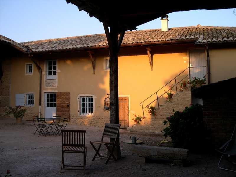 Bed & Breakfast - Maison De Marie Messimy-sur-Saone Zewnętrze zdjęcie